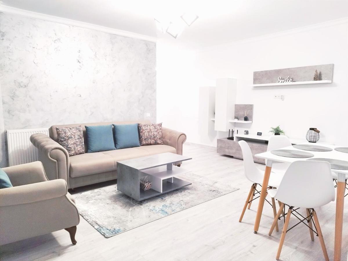 Happy Home Targu Mures Ngoại thất bức ảnh